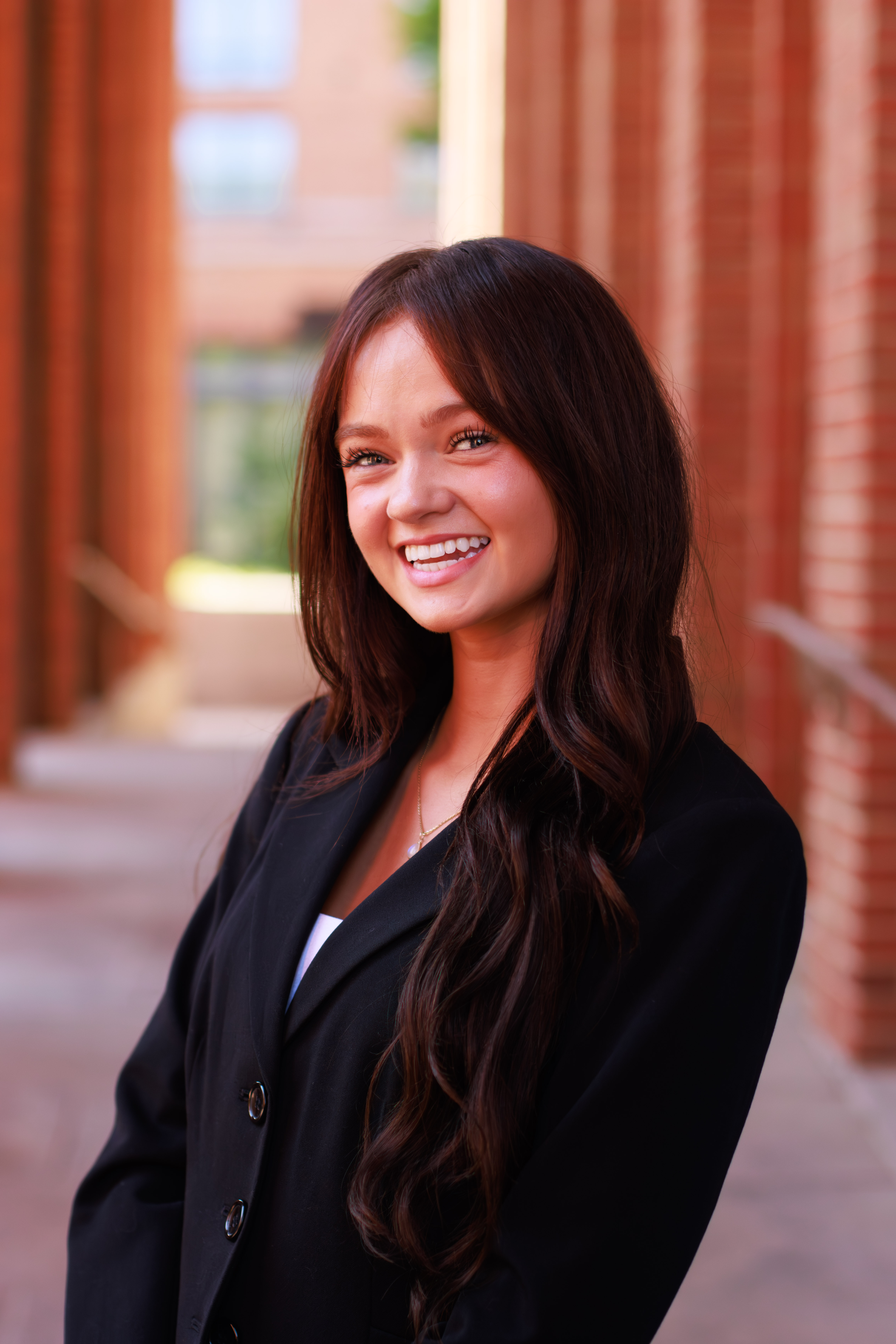 Ella Saathoff Headshot